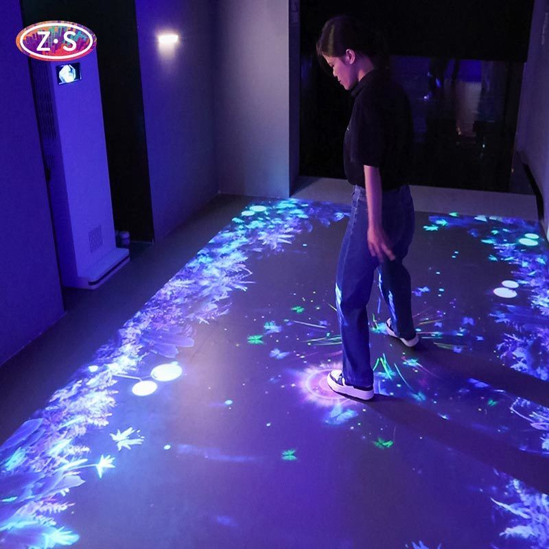 Multiplayer Floor Interactive Display Real-Time Interaction 3LCD For Family Centers