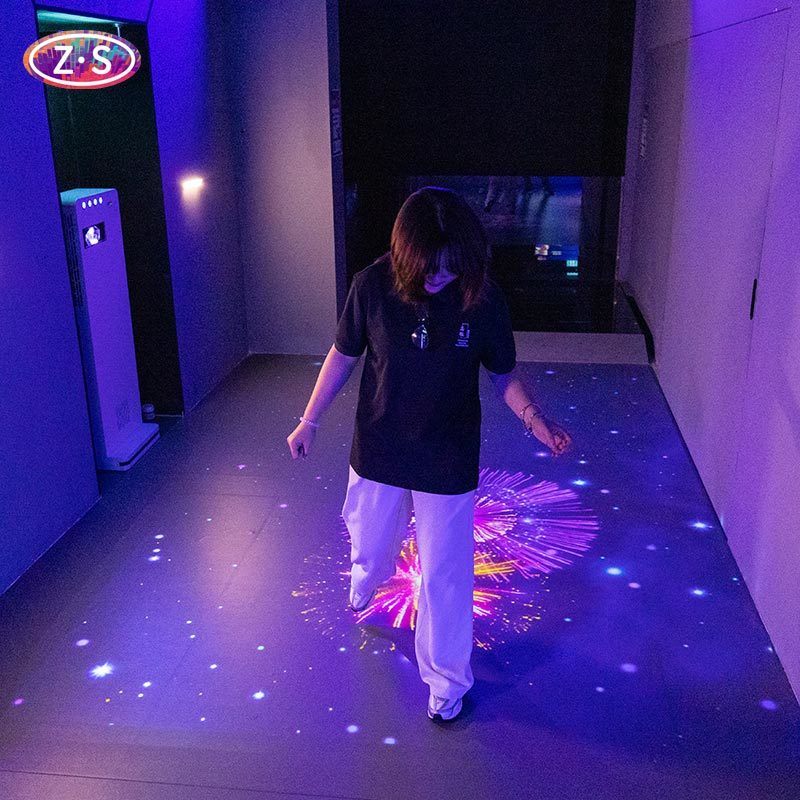 All In One Interactive Floor Projector With Vivid 3LCD Colors And High Contrast