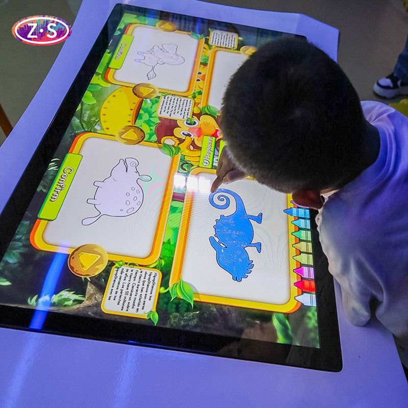 Recreation Center Attraction Immersive Drawing Interactive Coloring Wall for Fun Play