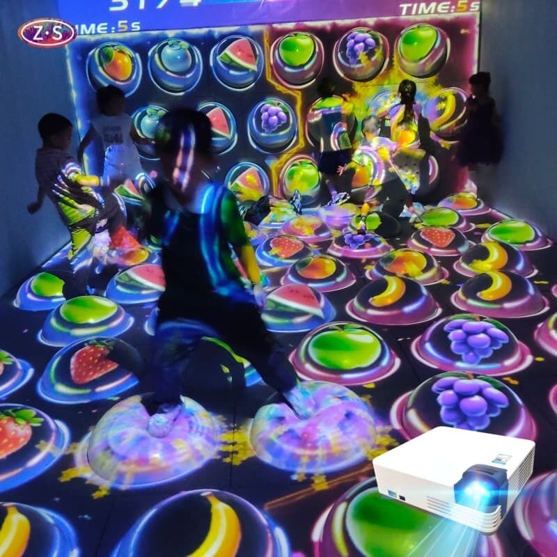 Indoor Sports Entertainment Immersive Jumping Sphere Projection for Fun Centers